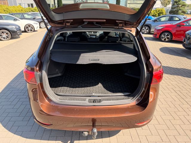 Toyota Avensis Touring Sports Business Edition