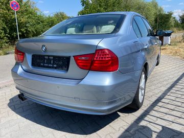 BMW 325 - 4