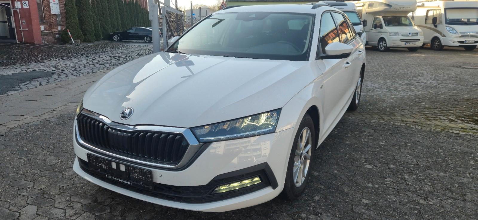 Skoda Octavia Combi*ACC*LANE*AHK*LED*