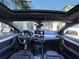 BMW X2 xDrive25e M Sport PANO DA+ HuD h&k RFK Ad-Led - BMW X2 mit Schiebedach