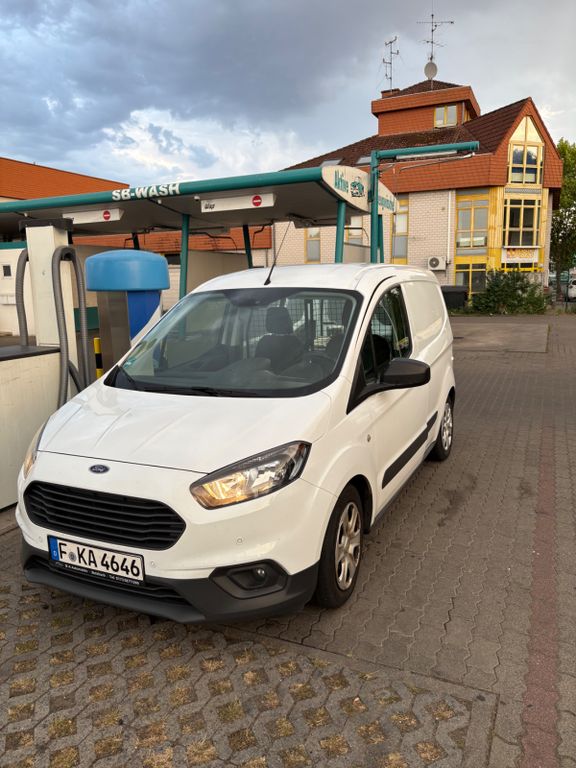 Image of Ford Transit Courier