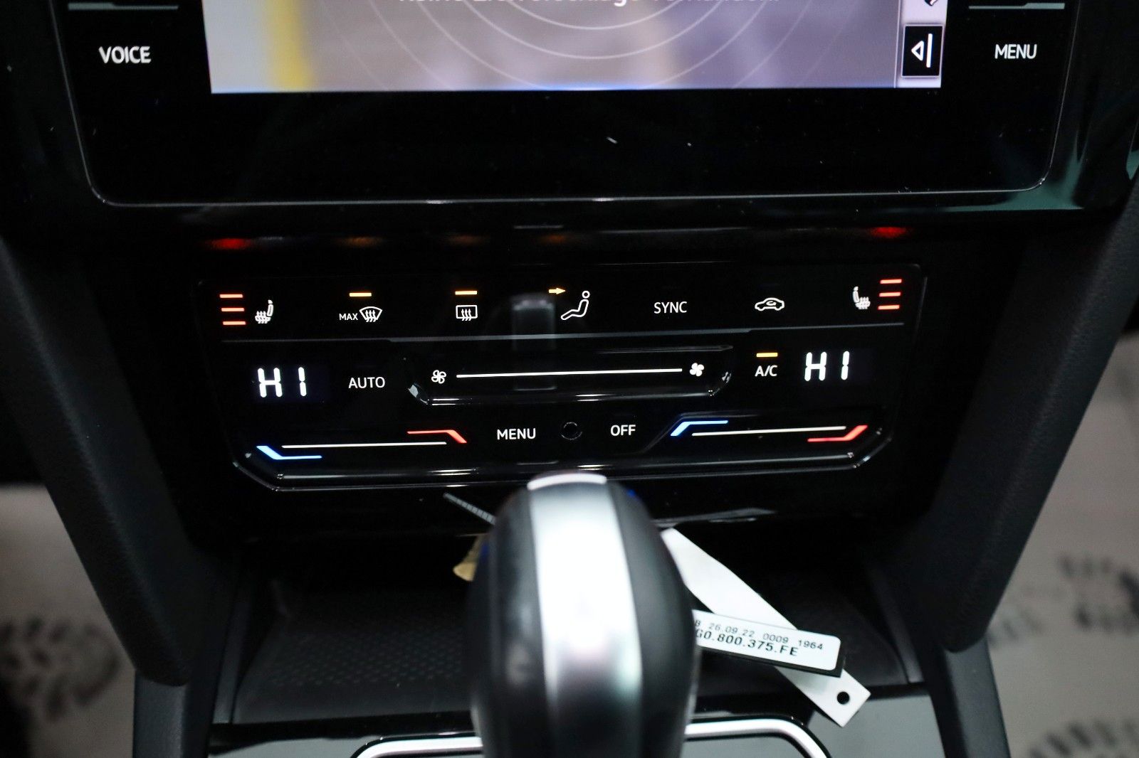 Fahrzeugabbildung Volkswagen Passat Variant DSG Navi,LED,ACC,SH,PDC.AHK,SR+WR