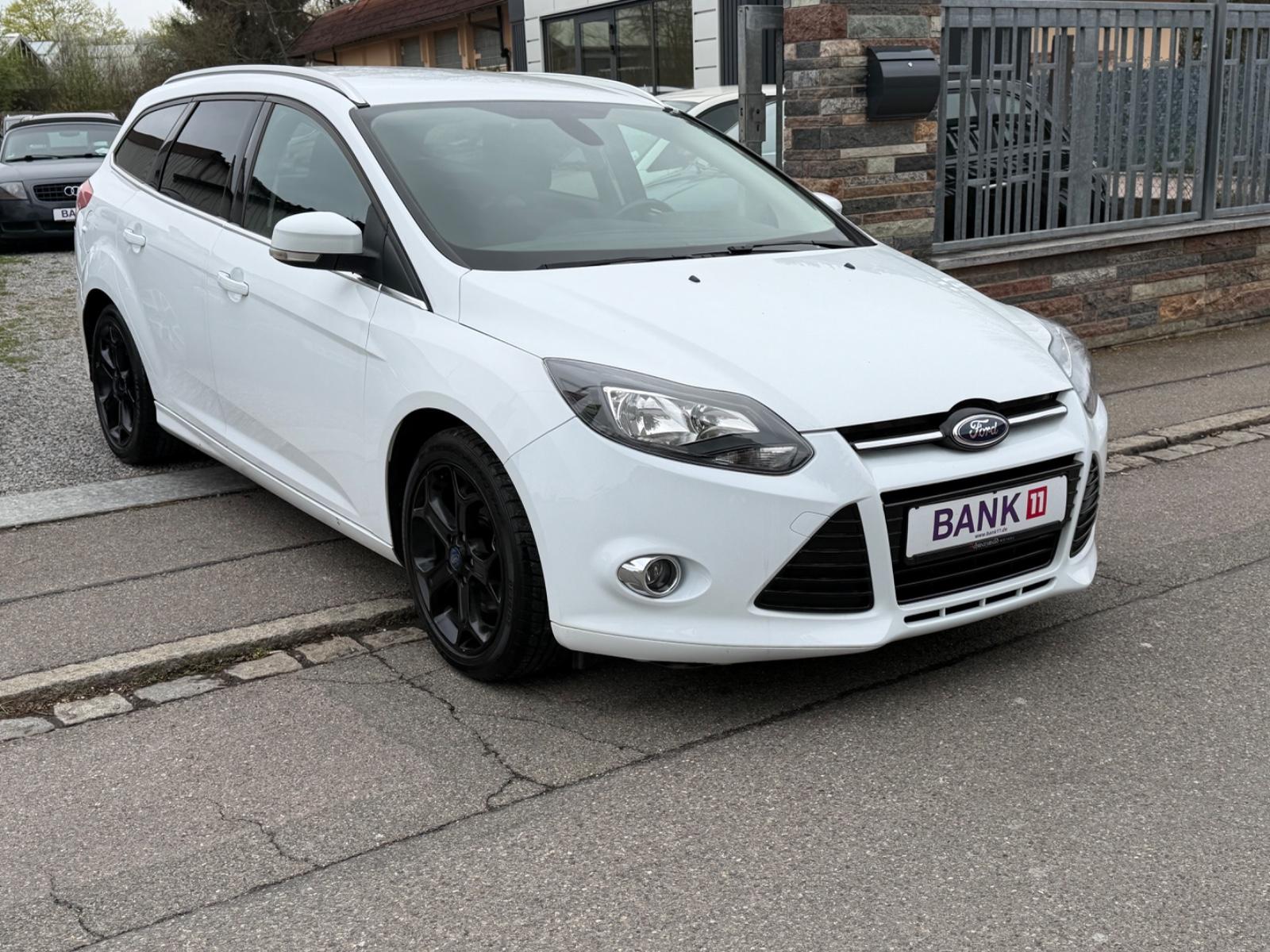 Ford Focus Turnier Titanium#Tüv-Neu#182.PS#Tkm.132#