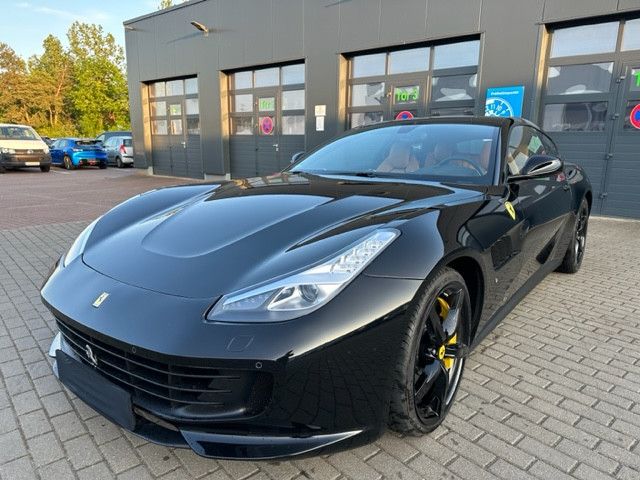 Fahrzeugabbildung Ferrari GTC4Lusso*LIFT*Folie*Pass-Display*7Jahre Mainten