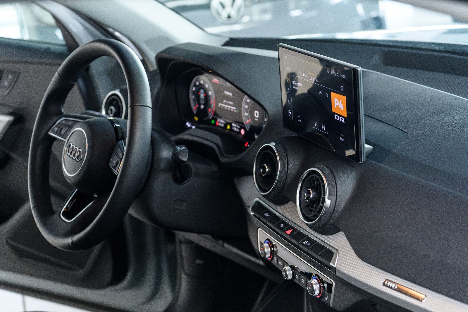 Fahrzeugabbildung Audi Q2 35 TFSI +Kamera +Sitzheizung +DAB