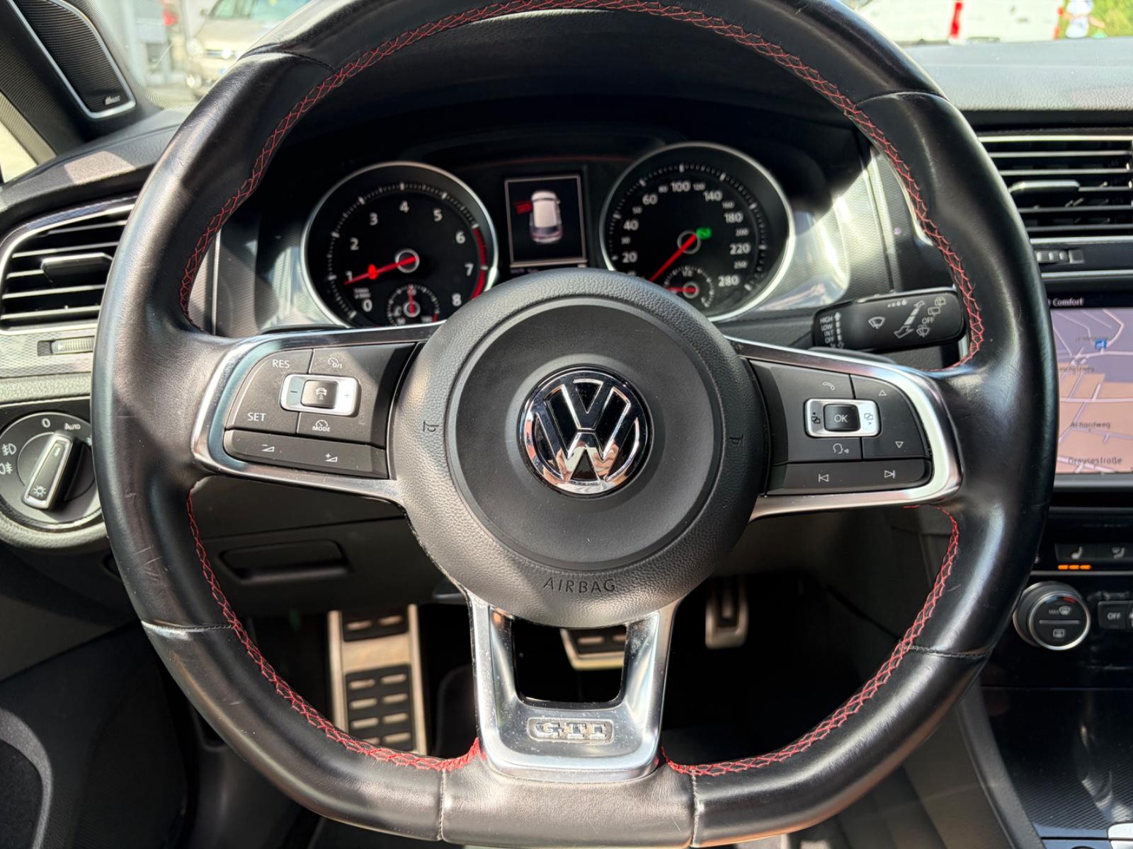 Volkswagen Golf VII Lim. GTI Performance/LEDER/ACC/DAB/VOLL