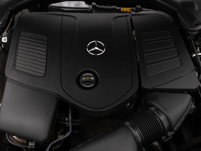 Foto Nummer 18: MERCEDES-BENZ C 200
