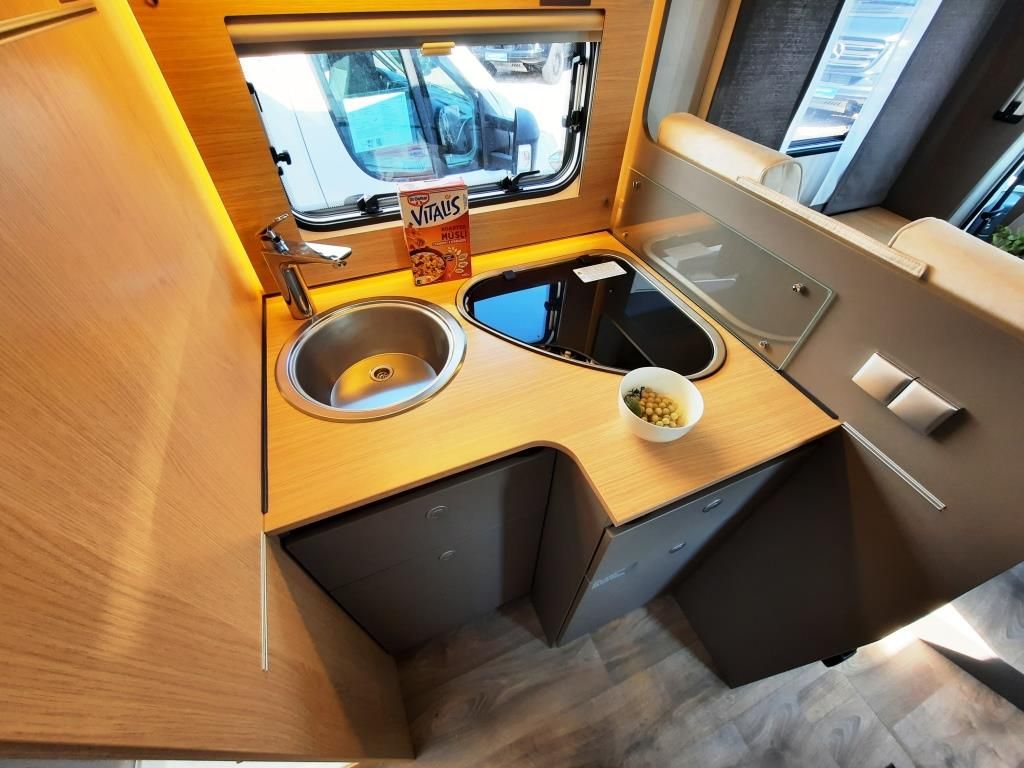 Fahrzeugabbildung LMC Tourer Lift H 730 G Verfüg./Sparen Sie 7.401,- €