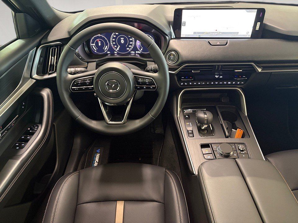Fahrzeugabbildung Mazda CX-80 PHEV Homura Plus CAHO