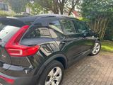 Volvo XC40 T4 AWD Momentum Pro Geartronic Momentum Pro - Volvo XC40 von privat