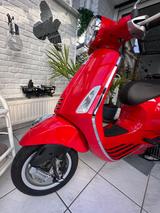 Vespa Primavera 50 4T iget - VESPA 50 4T