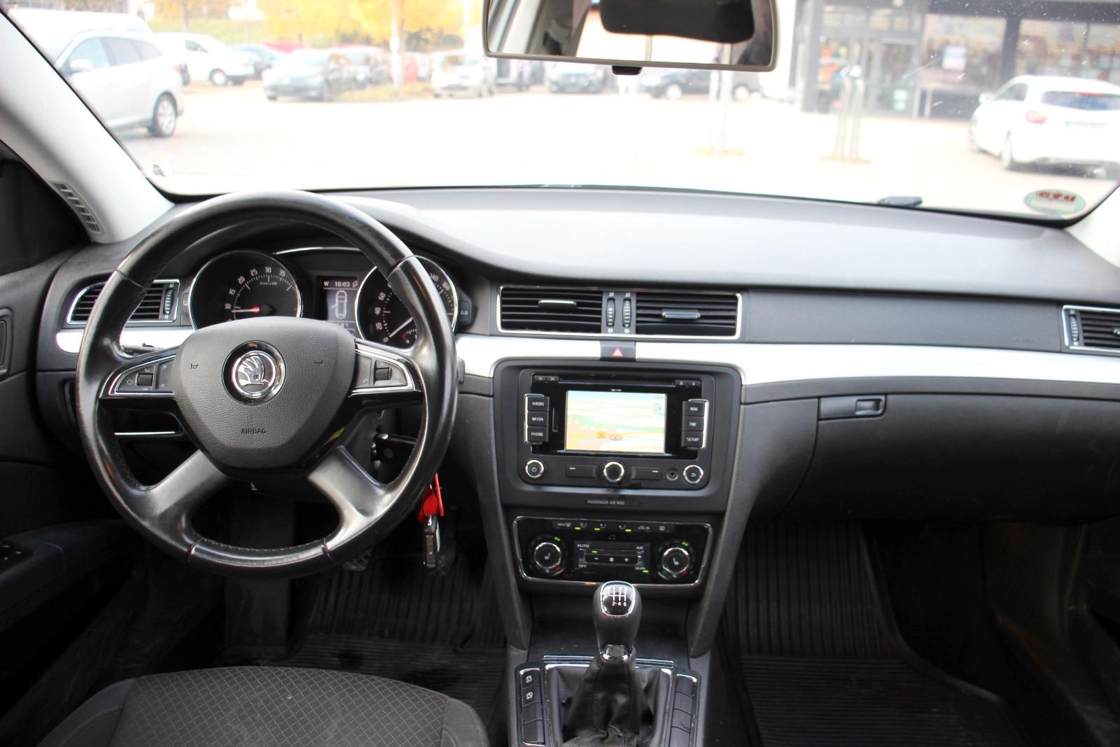 Skoda Superb 2014 — photo 7