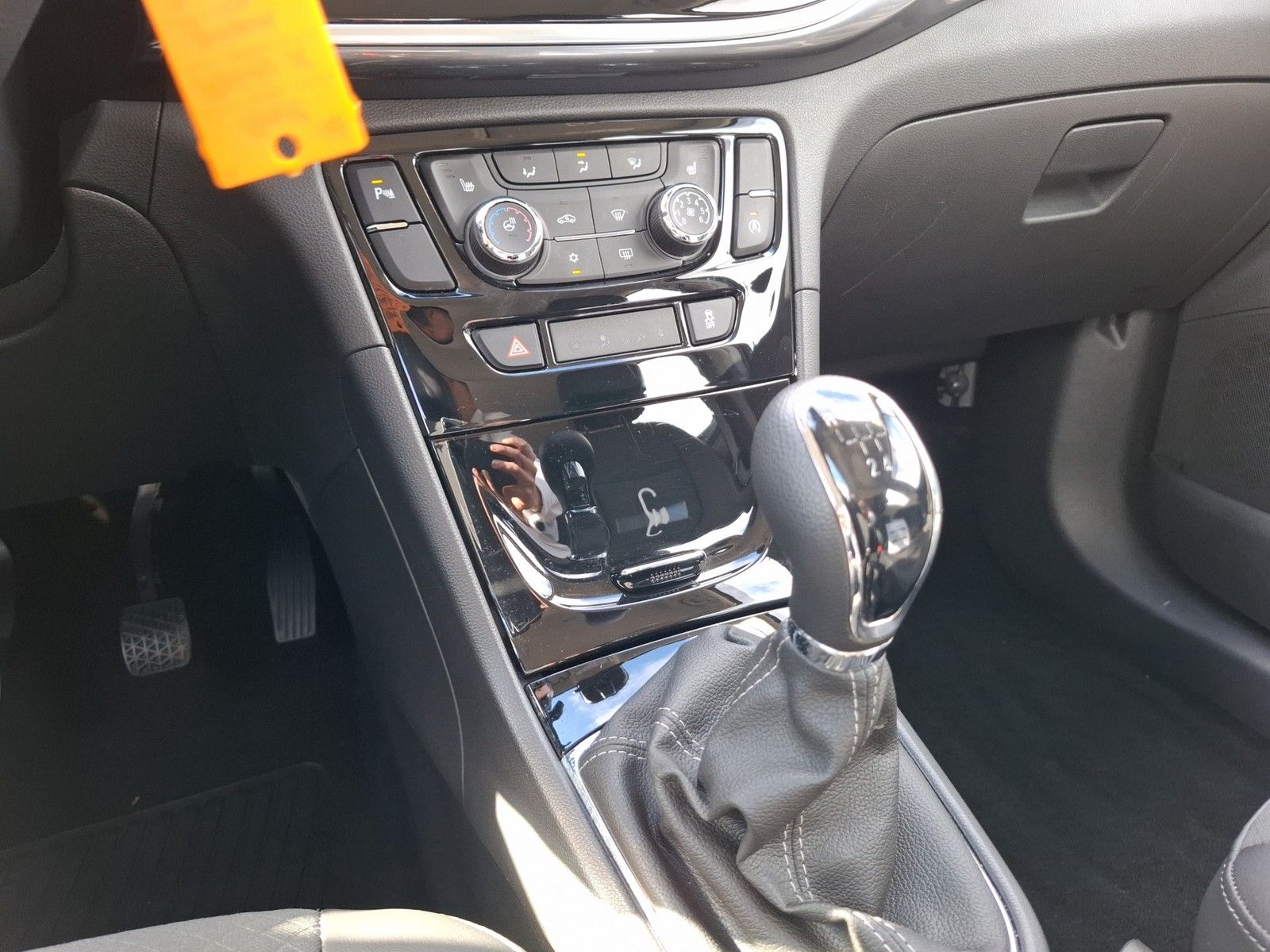 OPEL Mokka X 1.4T 120 Jahre KLIMA / AHK / SMART-LINK - Image 14