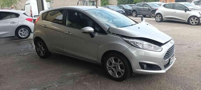 Ford FORD Fiesta 1.5 TDCi TITANIUM INCIDENTATA