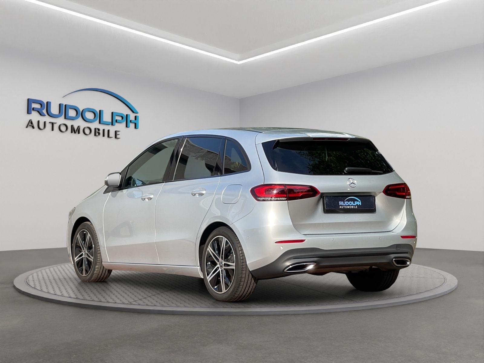 Mercedes-Benz B 200 AUTOM LEDER DIGITAL JUNGE STERNE GARANTIE foto 5