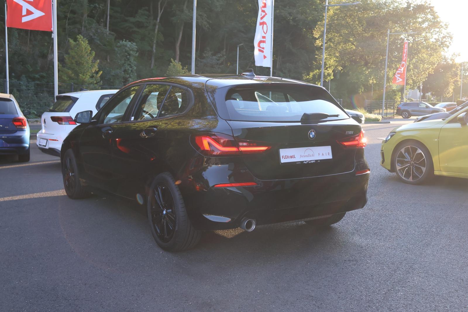 BMW 118 i Advantage LED Navi Sitzheizung Tempomat DAB, миниатюра 3