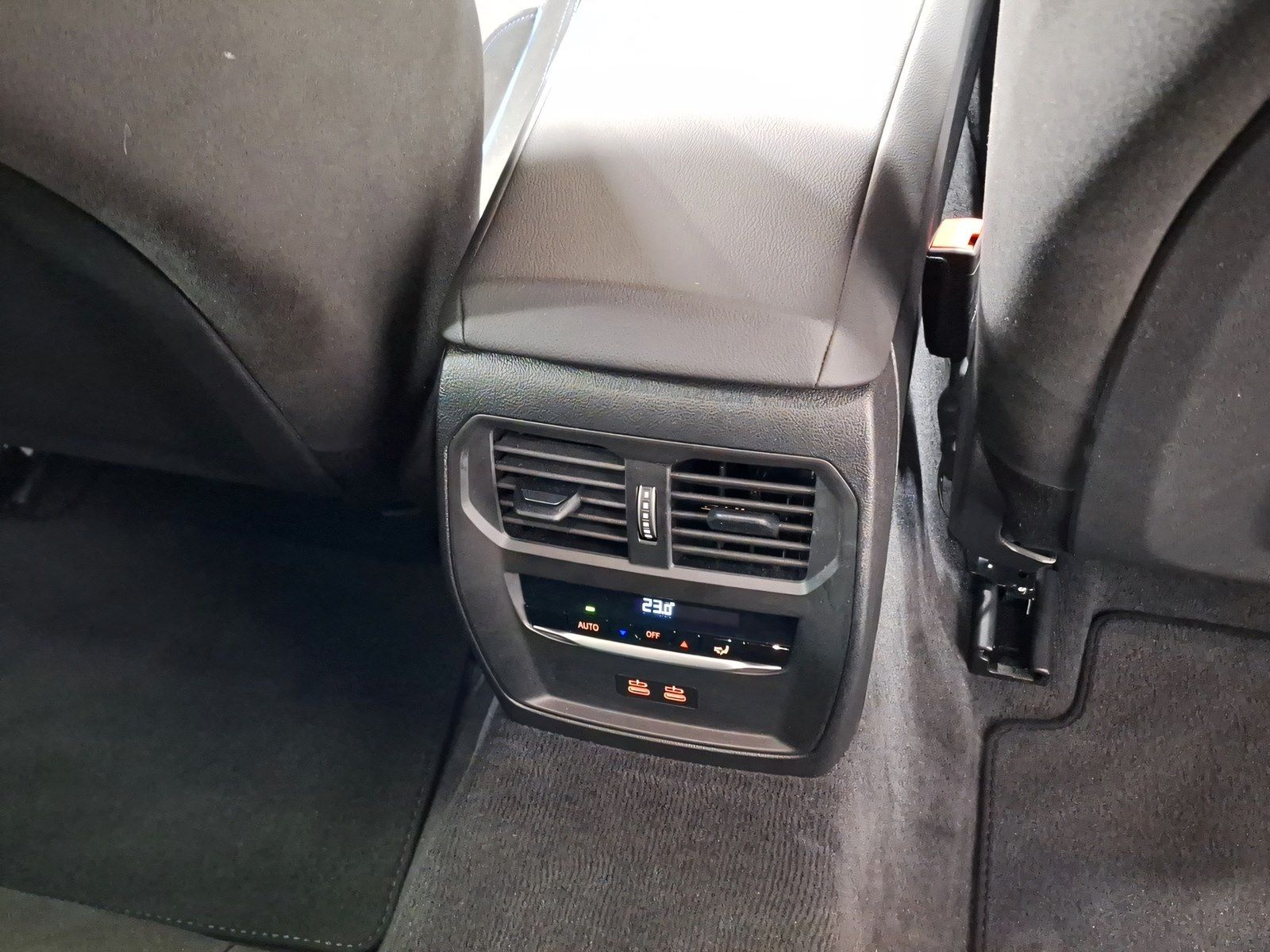 BMW 318 - Bild 17