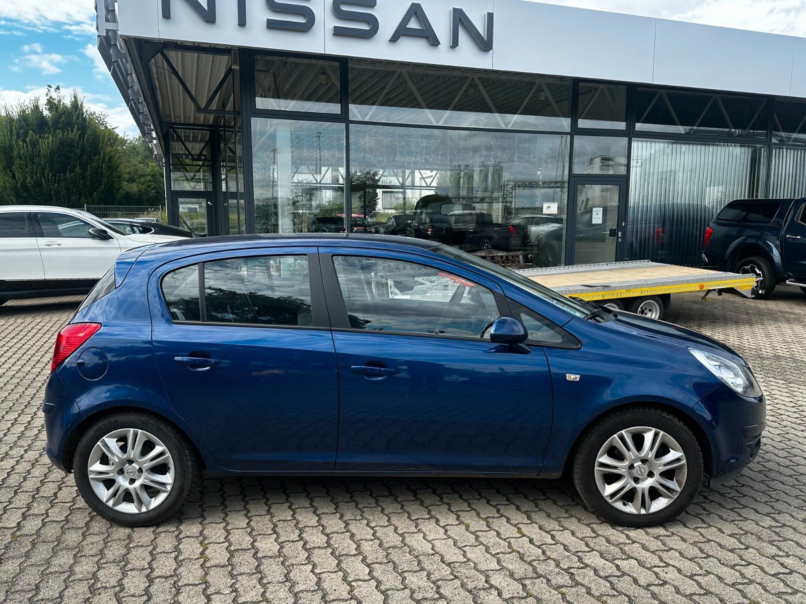 Fahrzeugabbildung Opel Corsa D Innovation Autom. / Klima / Alu