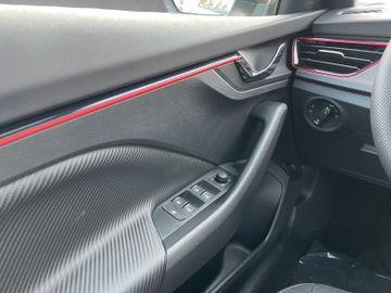 Skoda Kamiq 1.0 TSI Monte Carlo *PANO*MATRIX*SHZ*KESSY