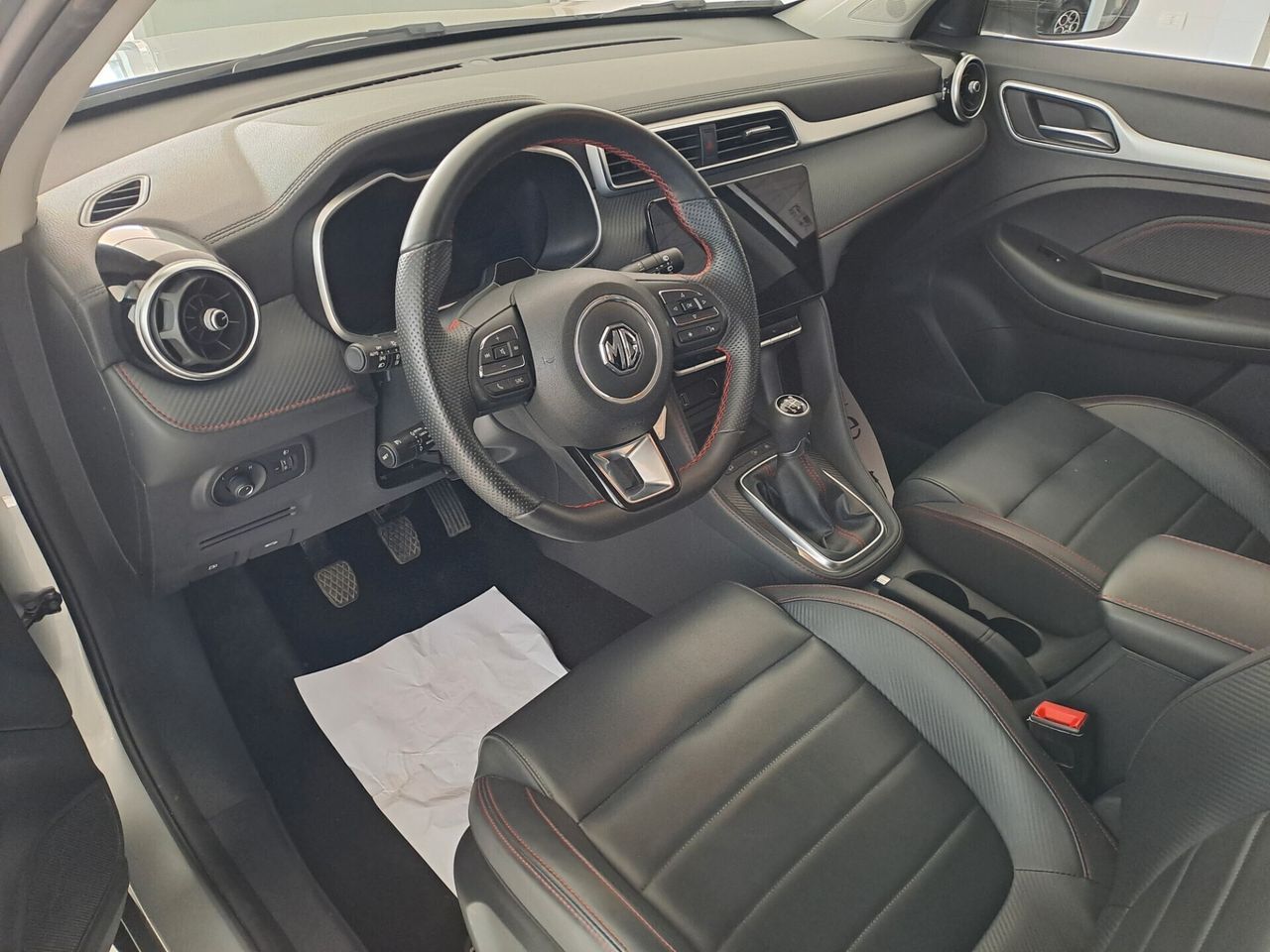 MG ZS