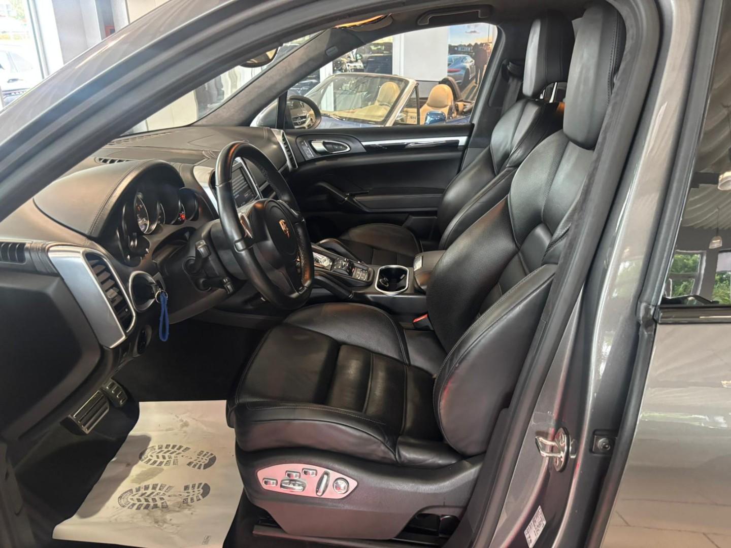 Porsche Cayenne S Diesel*AHK*Standheizung