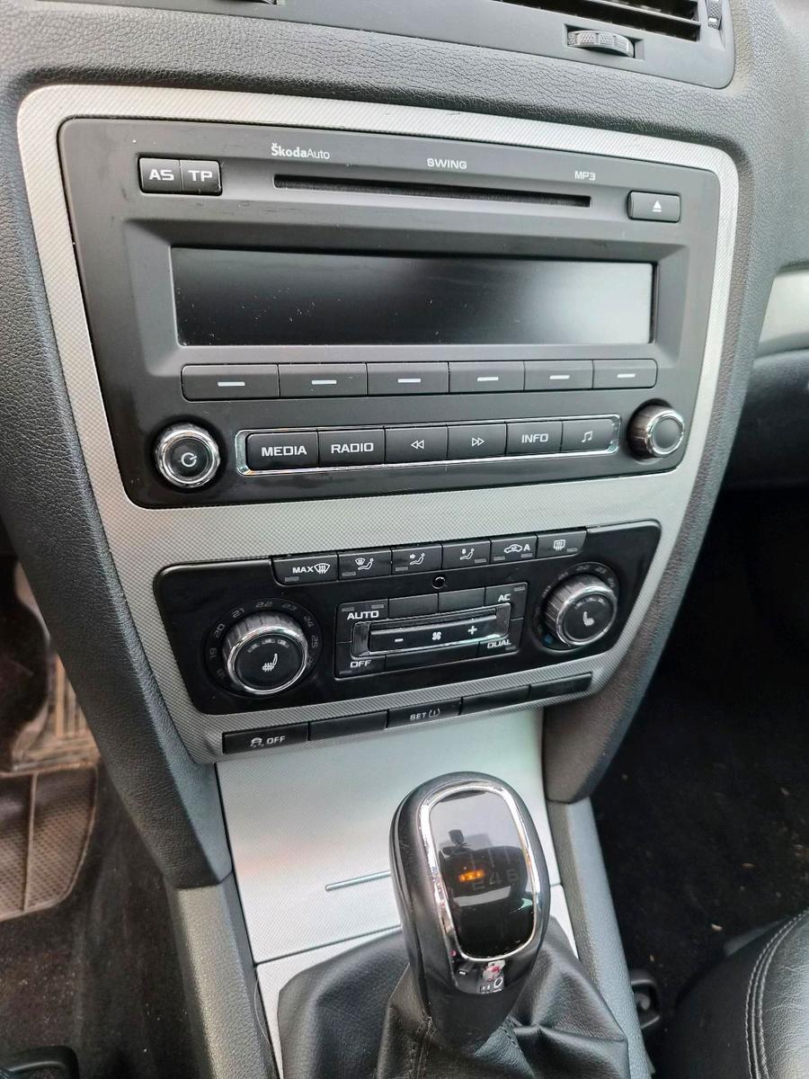 Skoda Octavia 2010 — photo 10