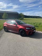 BMW X6 xDrive30d - - rote BMW X6