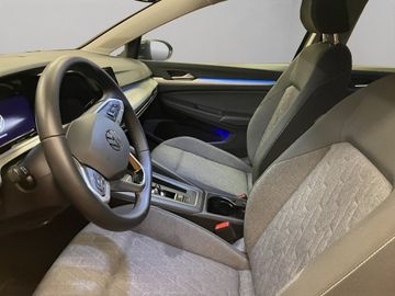 Volkswagen Golf - 9