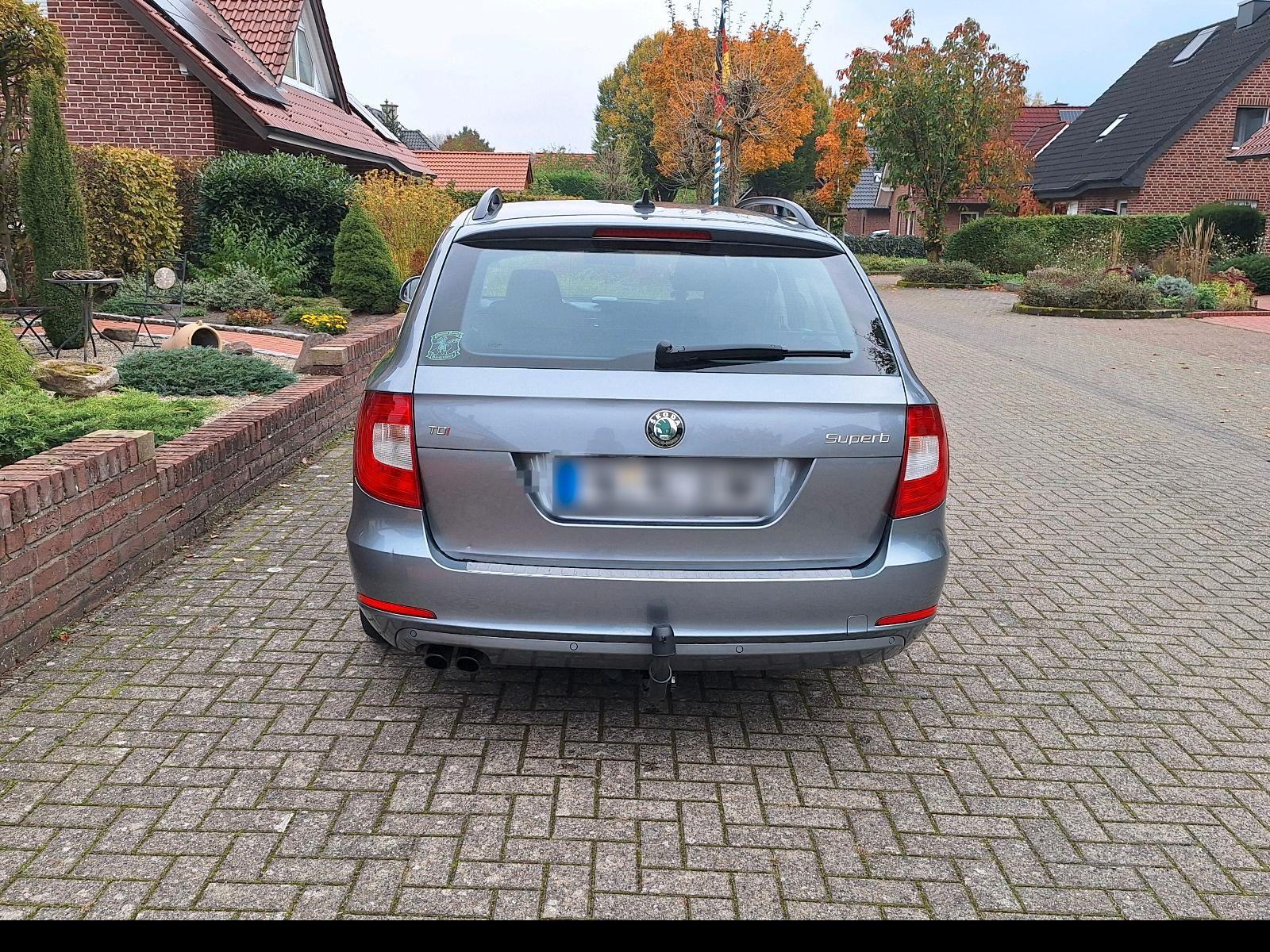 Skoda Superb 2011 — photo 6