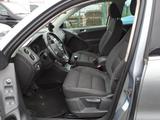 Volkswagen Tiguan Team AHK Ambiente-Paket GRA SHZ PDC - Volkswagen Tiguan Team mit Benzin-Antrieb