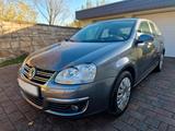 Volkswagen VW Jetta 1.6i - gebrauchte VW Jetta aus dem Jahr 2006