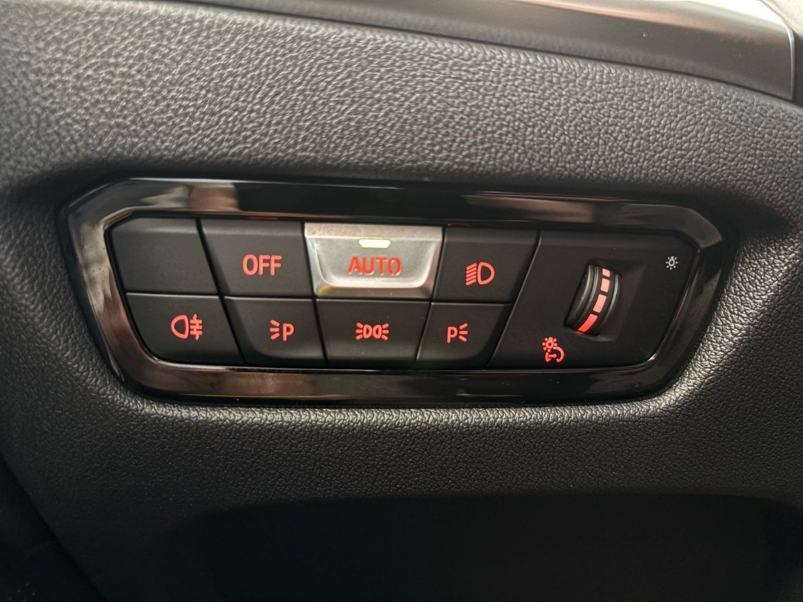 BMW 330 - Bild 17