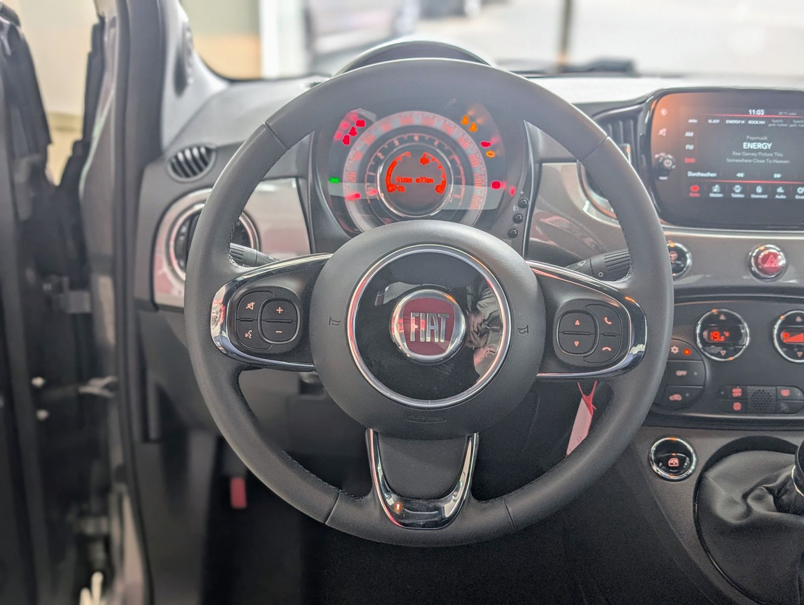 Fahrzeugabbildung Fiat 500 GSE 1,0 Mild-Hy Comfort-Pack Tech-Pack Temp