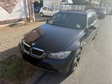 BMW 318 Diesel Kombi - BMW 318 aus 2007: Kombi, 318d