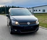 Volkswagen VW Touran-1.2 TSI-49.000km-TÜV neu-Bremsen neu - Volkswagen Touran mit Benzin-Antrieb: Kleinbus, 2.0