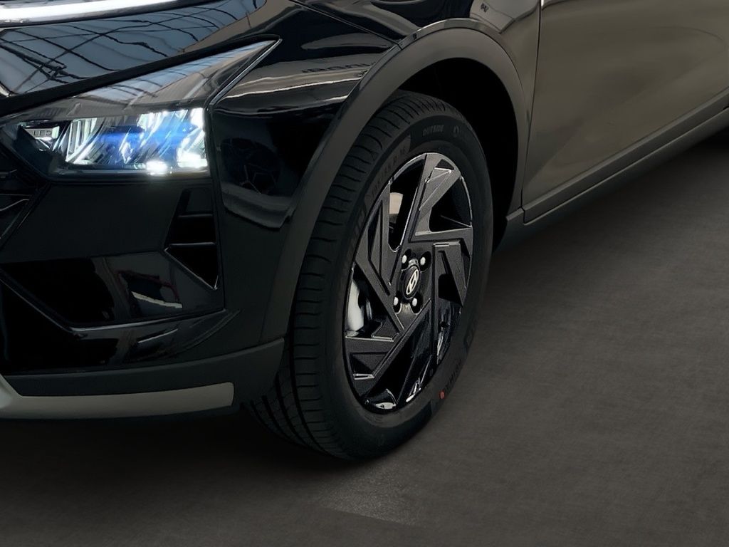 Fahrzeugabbildung Hyundai BAYON 1.0 T-GDI 7-DCT Blackline AUT Akustikglas