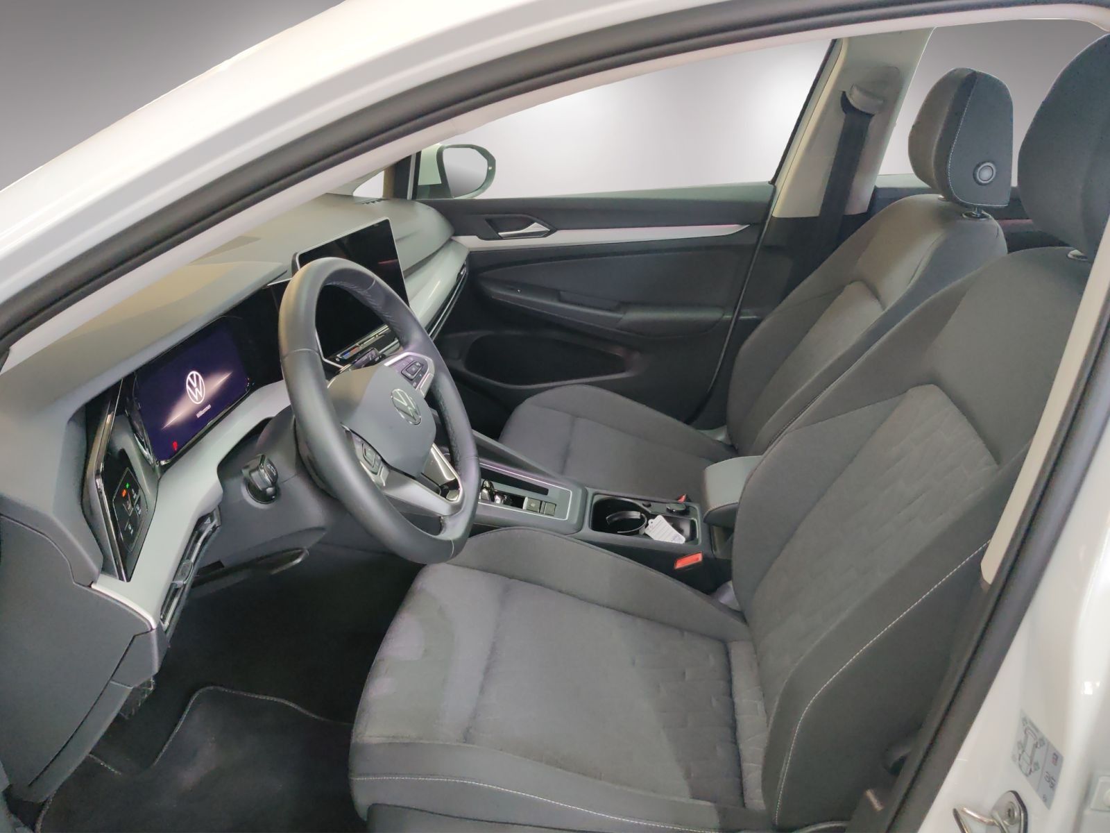 Volkswagen Golf Life 1.5 eTSI AHK/LED/Standhzg/RFK/04.30Gar foto 7