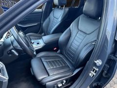 BMW 318 3 Touring 318d M Sport KLIMA,NAVI,PDC,360CAM BMW 318 3 Touring 318d M Sport KLIMA,NAVI,PDC,360CAM