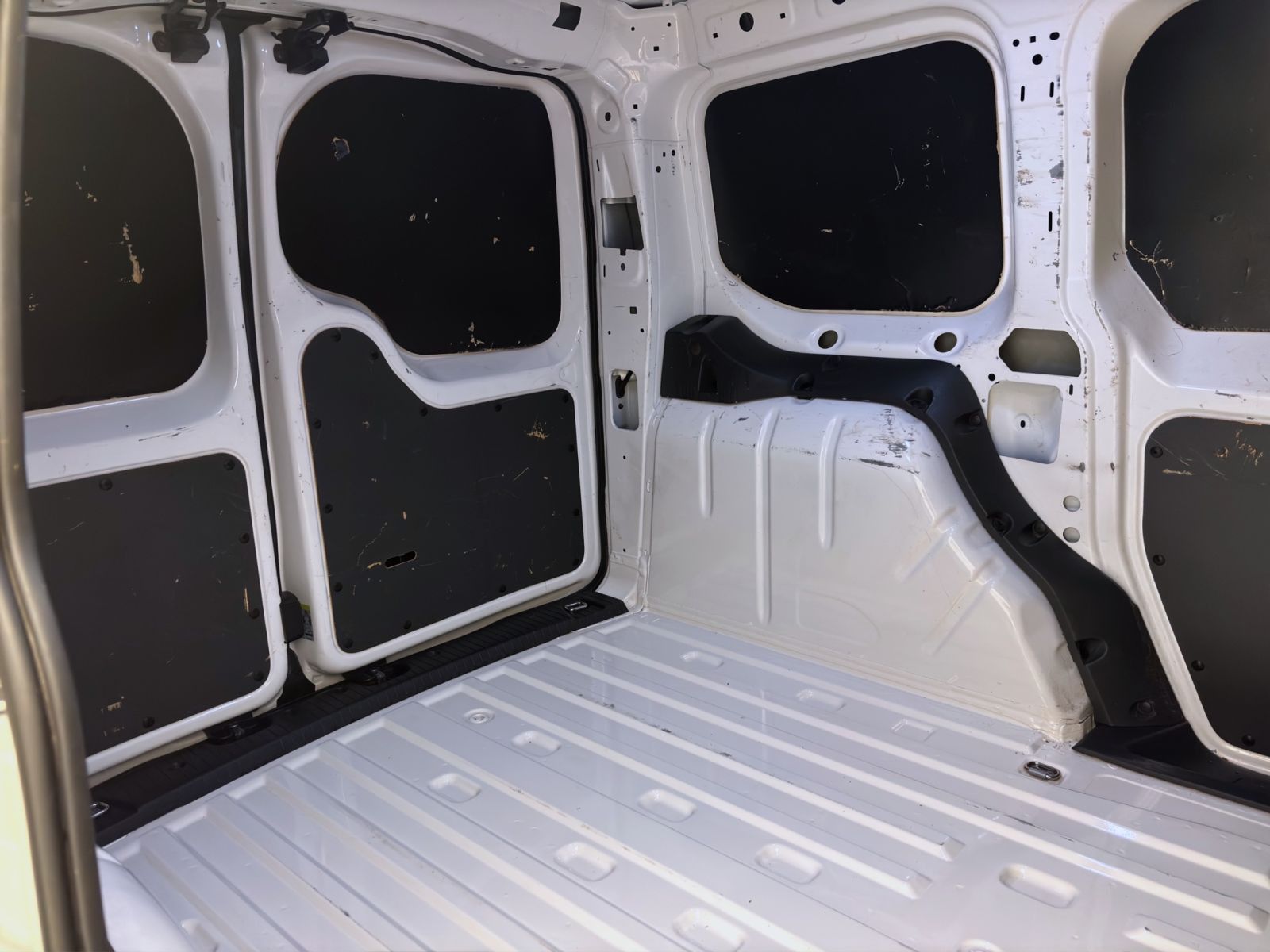 Volkswagen Caddy - Bild 17