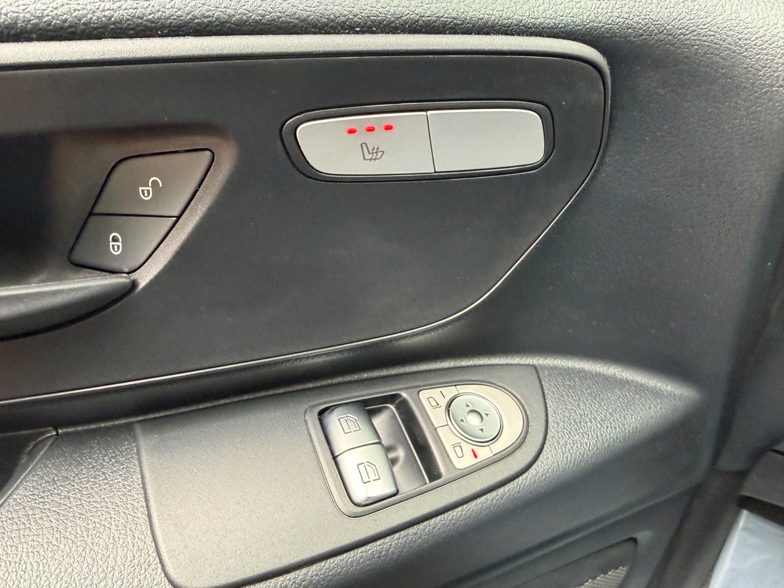 Fahrzeugabbildung Mercedes-Benz Vito 116 CDI 9G Extral Klima Kamera SHZ