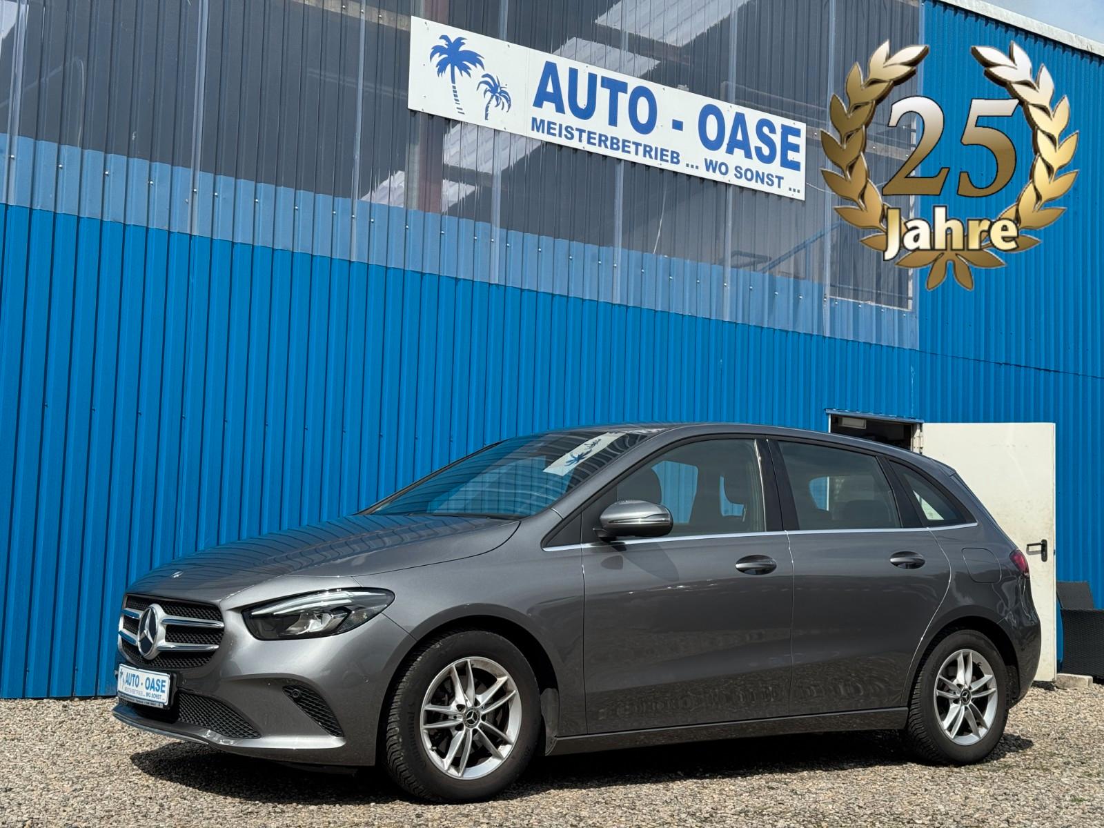 Mercedes-Benz B 180**Automatik**62 TKM**AHK**LED**Digital**