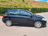 Nissan Tiida - Nissan Tiida