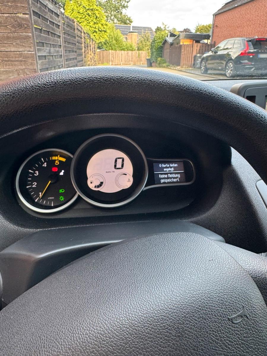 Renault Megane 2011 — photo 6