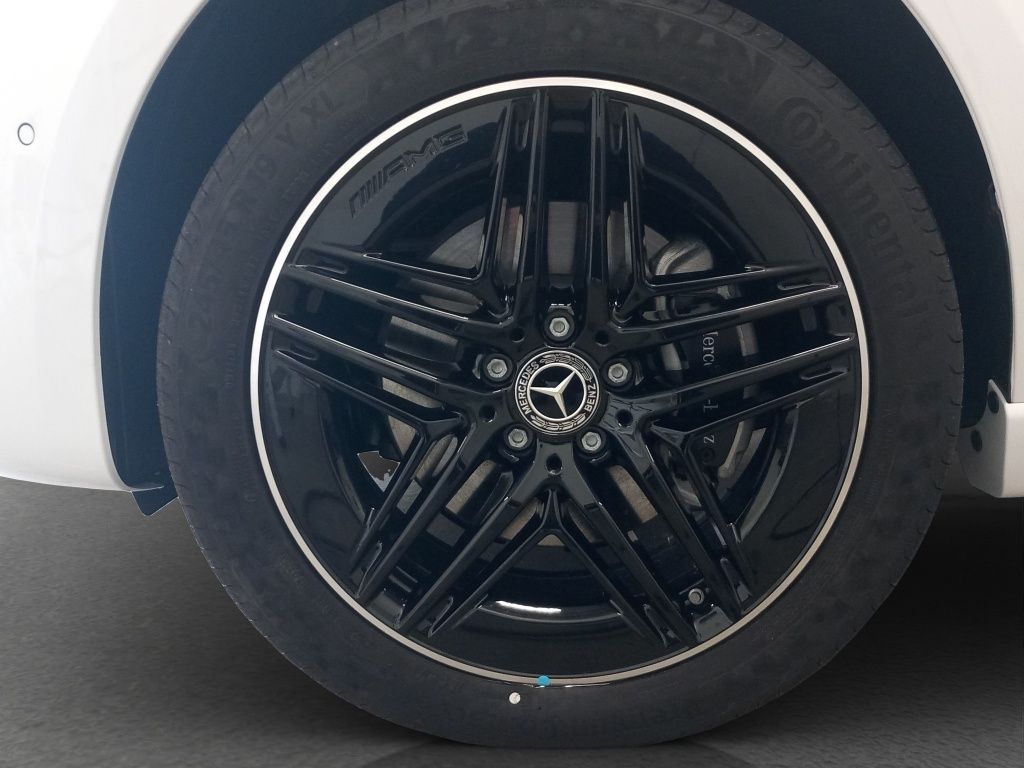 Fahrzeugabbildung Mercedes-Benz V 300 d 4MATIC AVANTGARDE Lang AHK*Leder*Navi