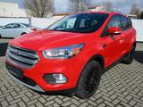 Ford Kuga 1.5 TDCI Titanium Unfallfrei*Inspektion Neu - Ford Kuga: Limousine