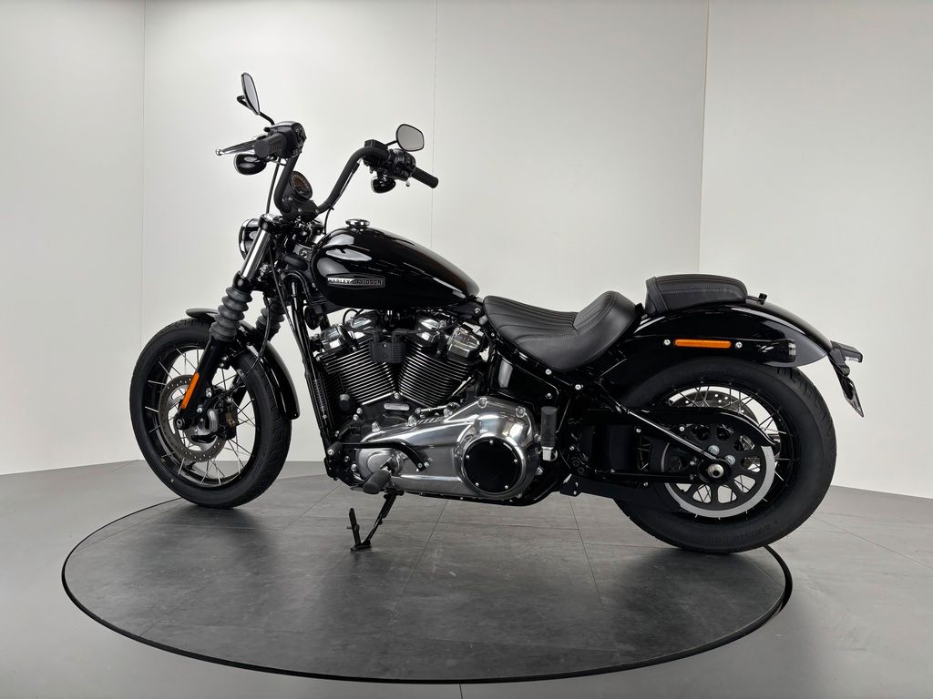 Fahrzeugabbildung Harley-Davidson STREET BOB 117 *NEUWERTIG *1.HAND