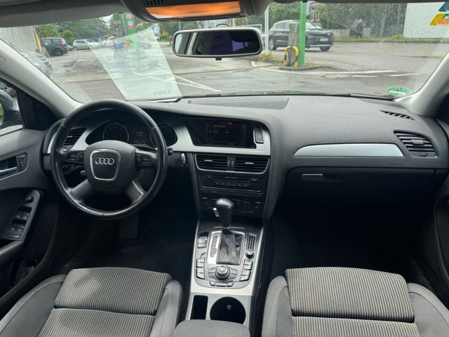 Fahrzeugabbildung Audi A4 Avant Attraction Automatik AHK