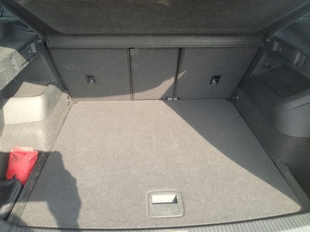 Tiguan 2.0 TDI R-Line 4Motion PANO STHZ AHK