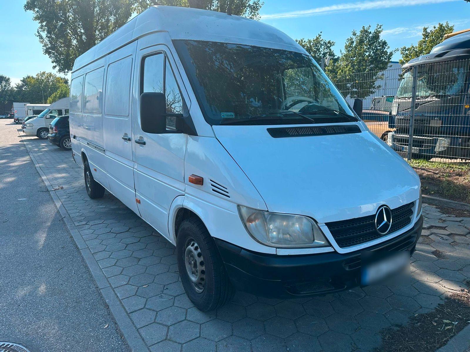 Mercedes-Benz Sprinter