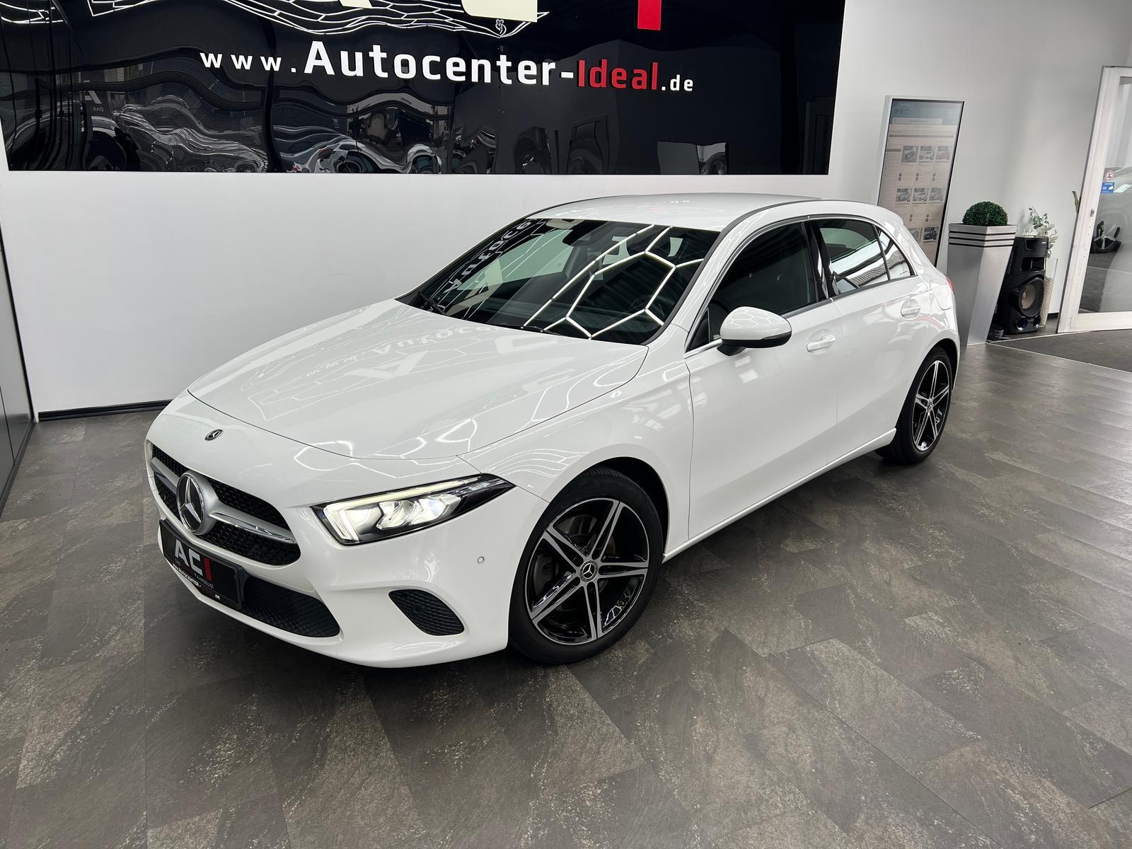 Mercedes-Benz A 250 4Matic Progressive AHK, LED, Premium Paket